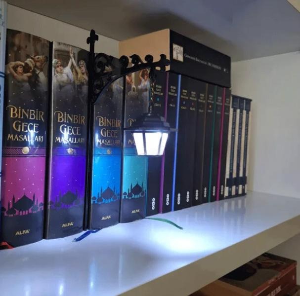 Classic Metal Bookshelf Lantern