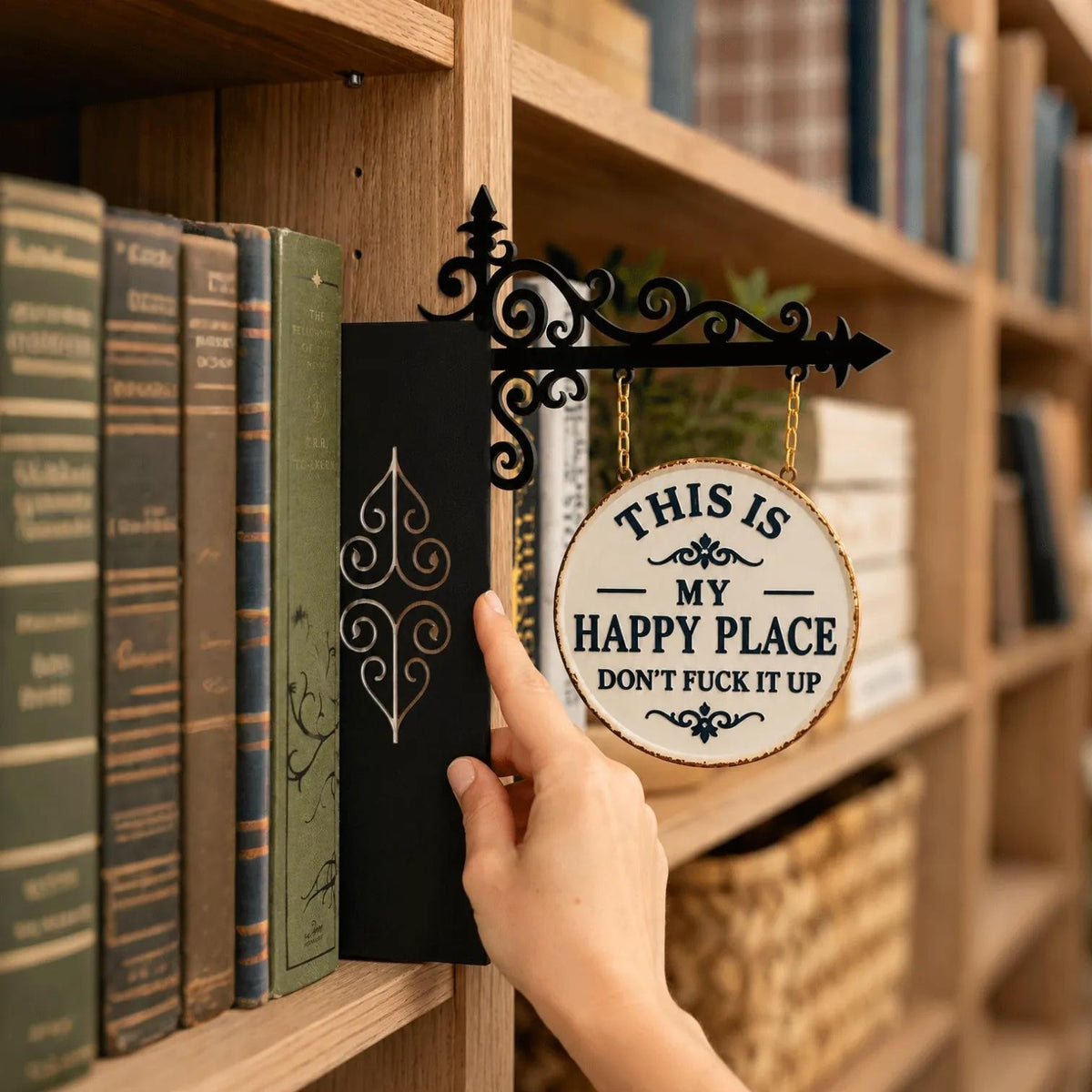 Classic Metal Bookshelf Lantern
